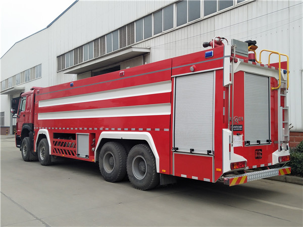 重汽24-25噸消防車